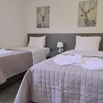 Nissi Twins Apts Ajia Napa