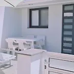 Nissi Twins Apts Apartament *