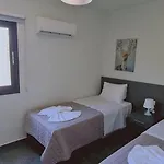Nissi Twins Apts