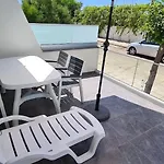 Nissi Twins Apts * Ajia Napa