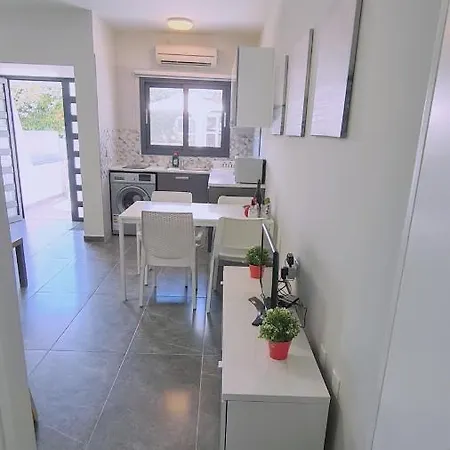 Nissi Twins Apts * 아이아 나파