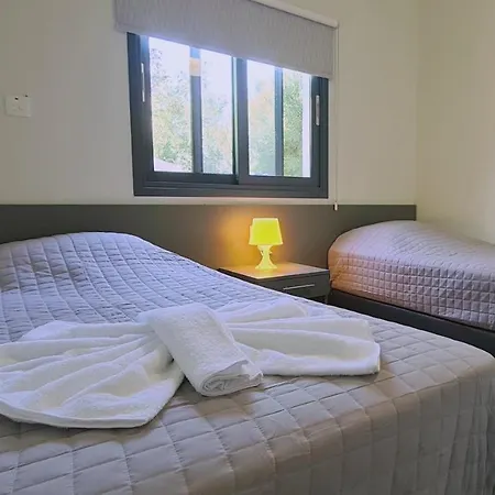 Apartment Nissi Twins Apts *