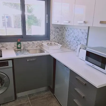 Appartamento Nissi Twins Apts