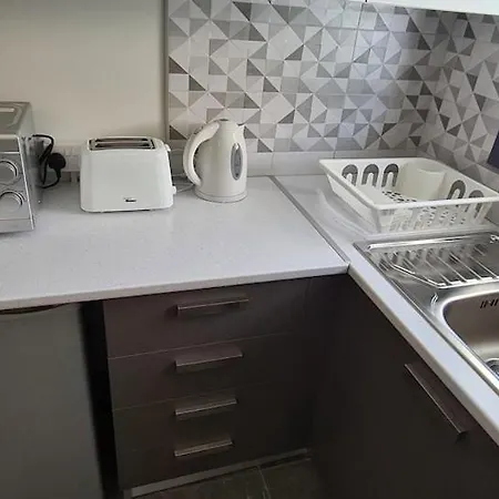 Nissi Twins Apts 아파트 아이아 나파