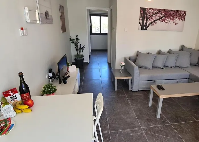 Nissi Twins Apts 아파트 아이아 나파